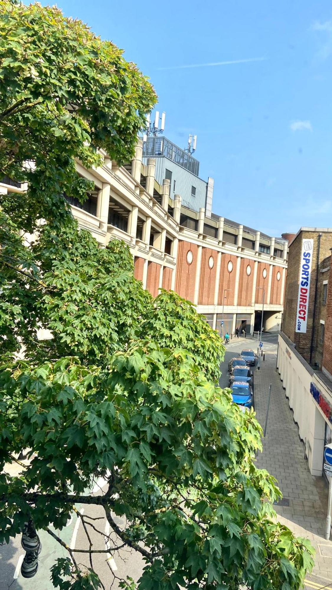 Kingston Studio, Ideal For Professionals Relocators And Leisure Stays, Near Kingston Station And Shopping Centre キングストン・アポン・テムズ エクステリア 写真